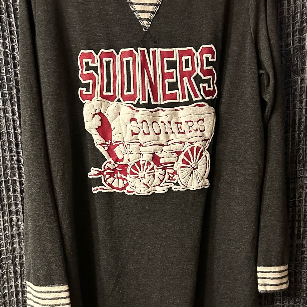 Sooners Women's Gray Sweatshirt